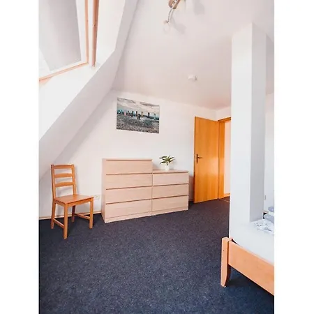 Sterkrade 2 Comfortable Ferienhaus *